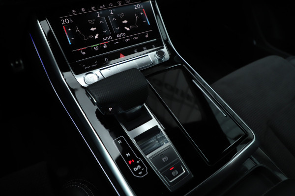 Audi Q8 55 TFSI quattro Pro Line S | 340PK | Luchtvering | Achterasbesturing | Head-up | Memory | B&O | Sfeerverlichting | Keyless-go |