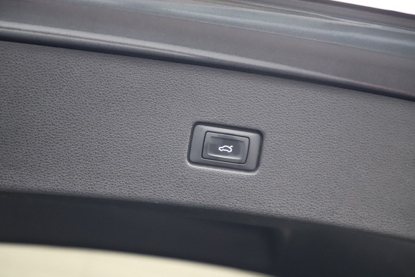 Audi Q8 55 TFSI quattro Pro Line S | 340PK | Luchtvering | Achterasbesturing | Head-up | Memory | B&O | Sfeerverlichting | Keyless-go |