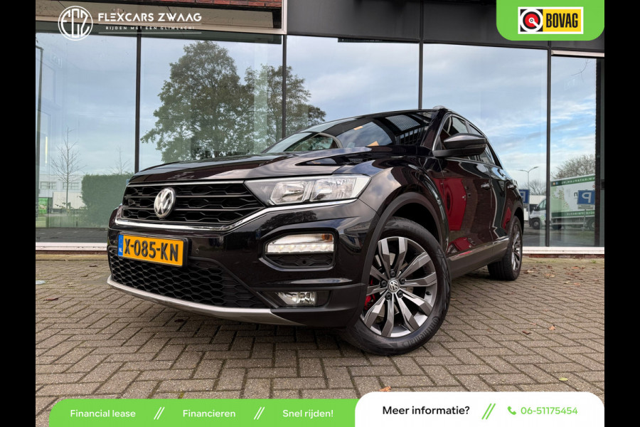 Volkswagen T-Roc 1.5 TSI Sport - Automaat - Pano/schuifdak - Navi - Parkeerhulp