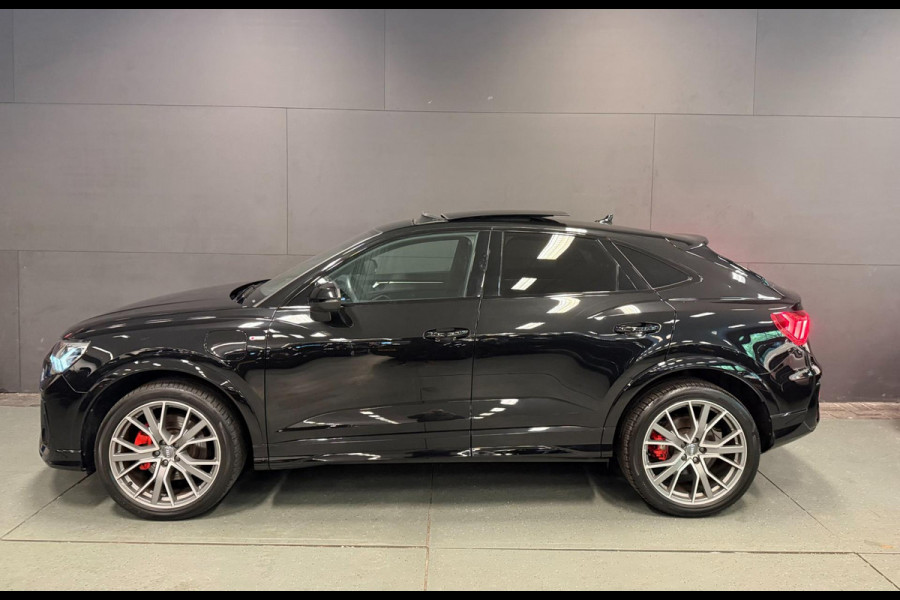 Audi Q3 Sportback 45 TFSI e 3xS-LINE 20'' BLACKLINE PANO/DAB/CARPLAY/CAM/V-COCKPIT///
