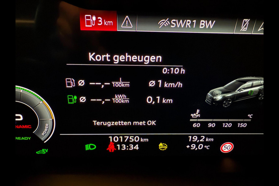 Audi Q3 Sportback 45 TFSI e 3xS-LINE 20'' BLACKLINE PANO/DAB/CARPLAY/CAM/V-COCKPIT///