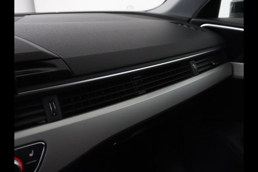 Audi A4 35 TFSI Business Edition | Leder | Stoelverwarming | Adaptive cruise | Virtual Cockpit | Sportstoelen | Carplay | Full LED | Navigatie | Parkeerhulp | Climate control | DAB | Bluetooth