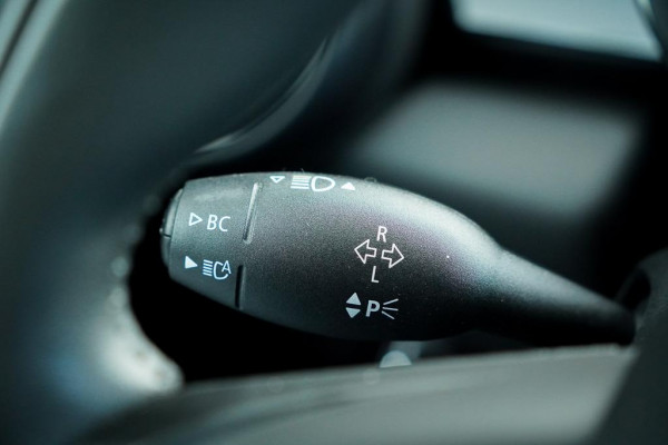 MINI Mini Electric Essential 33 kWh / Sportstoel / Camera / Navi / Stoelverwarming / Incl BTW