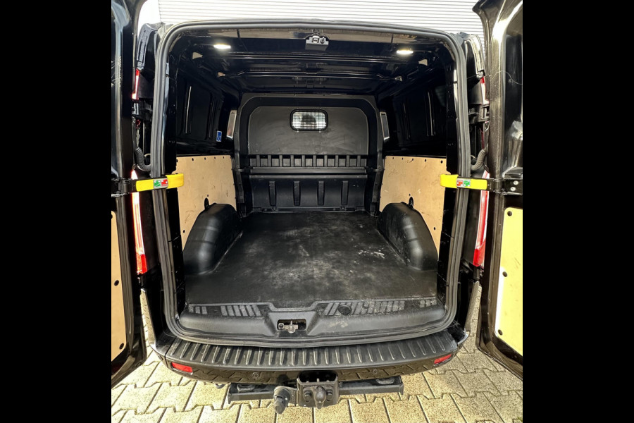 Ford Transit Custom 300 2.0 TDCI L2 Limited DC automaat Dubbele cabine