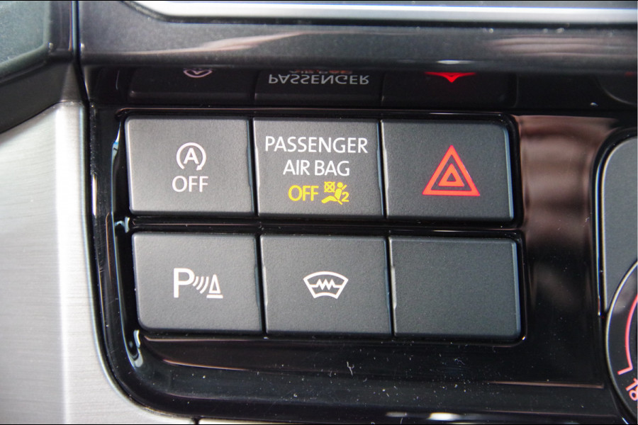 Volkswagen Transporter 2.0 TDI L2 Highline 150PK AUT. LED, ADAPT. CRUISE, TREKHAAK, NAVI, AIRCO, VOORRUIT VERWARMING, PARKEERSENSOREN, NL AUTO, NAP