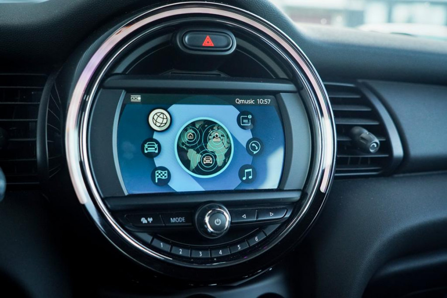 MINI Mini 1.5 Chili / Aut / Navi / Clima / Cruise / LED / Facelift