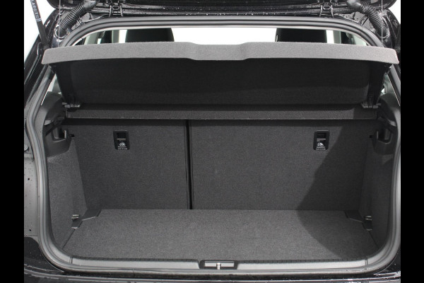 Volkswagen Polo 1.0 TSI DSG Life | Navigatie | Apple Carplay/Android Auto | Climate Control | Digitale Cockpit | Stoelverwarming | Parkeer sensoren | Adaptive Cruise Control | Lichtmetalen Velgen
