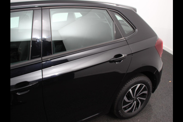 Volkswagen Polo 1.0 TSI DSG Life | Navigatie | Apple Carplay/Android Auto | Climate Control | Digitale Cockpit | Stoelverwarming | Parkeer sensoren | Adaptive Cruise Control | Lichtmetalen Velgen