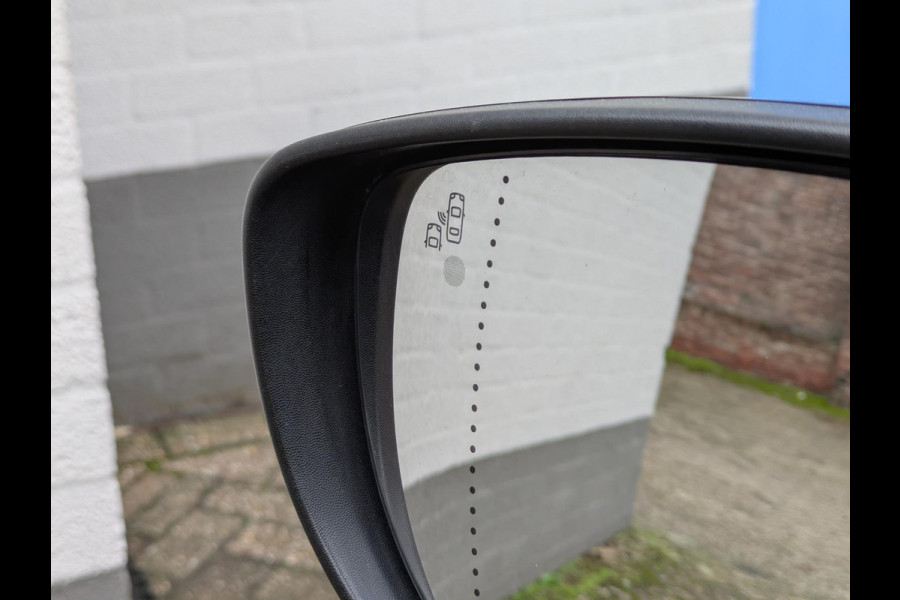 Renault Captur 0.9 TCe Intens|Navi|Camera|Afn.Trekhaak|Keyless-Entry/Go|LED|Cruise-Control|1e Eigenaar