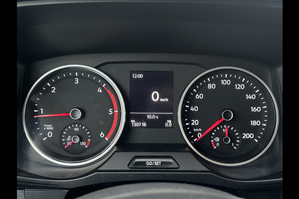 Volkswagen Crafter 35 2.0 TDI 140 PK HIGHLINE / L3H3 / 1e EIG. / TREKHAAK / AIRCO / CRUISE / BLUETOOTH / 6-BAK