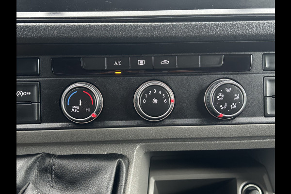 Volkswagen Crafter 35 2.0 TDI 140 PK HIGHLINE / L3H3 / 1e EIG. / TREKHAAK / AIRCO / CRUISE / BLUETOOTH / 6-BAK