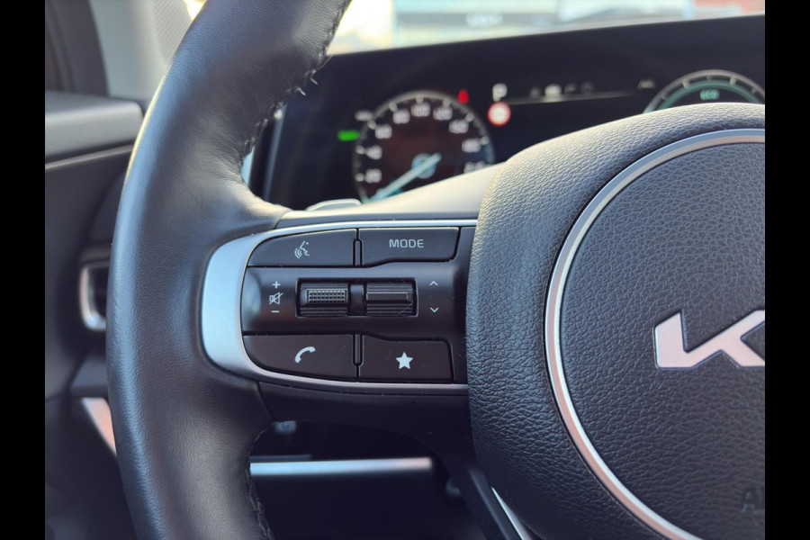 Kia Sportage 1.6 T-GDi Plug-in Hybrid AWD DynamicPlusLine Panoramadak | Stoelverwarming voor/achter | Camera | Trekhaak | Elektrische Stoelen | Cruise | Apple Carplay & Android Auto |