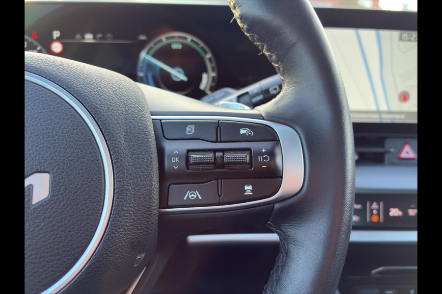 Kia Sportage 1.6 T-GDi Plug-in Hybrid AWD DynamicPlusLine Panoramadak | Stoelverwarming voor/achter | Camera | Trekhaak | Elektrische Stoelen | Cruise | Apple Carplay & Android Auto |