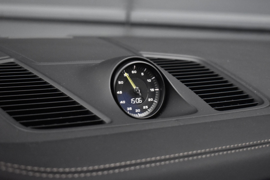 Porsche Cayenne 3.0 E-Hybrid 462pk Sport Chrono | Pano | ACC | Matrix PDLS+ | 360 Camera | Alcantara hemel | Luchtvering | Softclose |