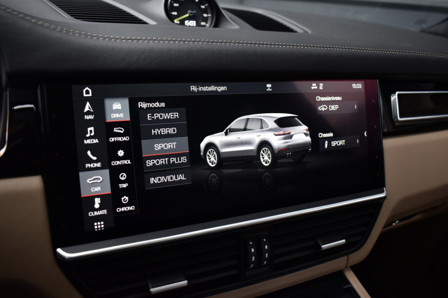 Porsche Cayenne 3.0 E-Hybrid 462pk Sport Chrono | Pano | ACC | Matrix PDLS+ | 360 Camera | Alcantara hemel | Luchtvering | Softclose |