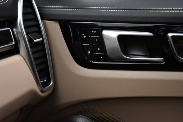 Porsche Cayenne 3.0 E-Hybrid 462pk Sport Chrono | Pano | ACC | Matrix PDLS+ | 360 Camera | Alcantara hemel | Luchtvering | Softclose |