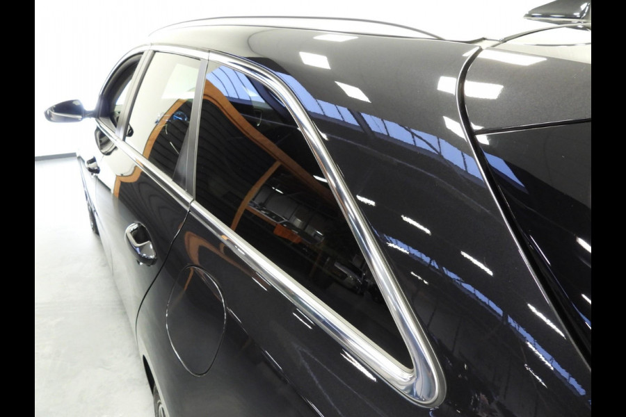 Kia Ceed Sportswagon 1.6 GDI PHEV Plug In Executive LEER/TREKHAAK/LED/17"LMV!