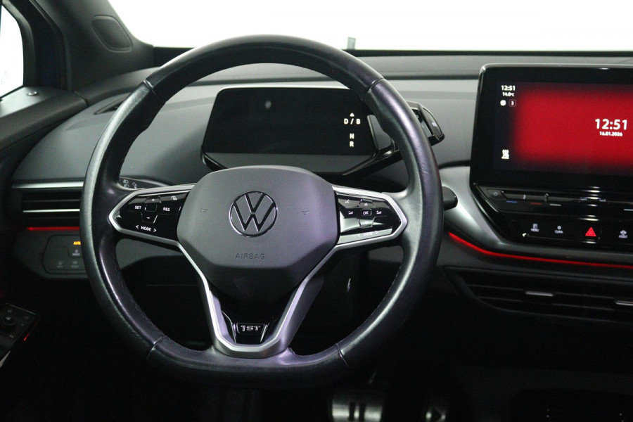 Volkswagen ID.4 First 77 kWh 93% SOH (TREKHAAK, CAMERA, STOELVERWARMING, CRUISE ADAPTIEF, SFEERVERLICHTING, PARKEERSENSOREN)