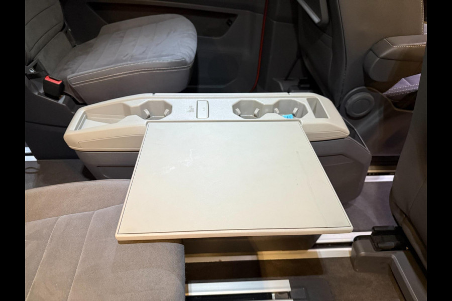 Volkswagen Multivan 1.4 eHybrid Energetic 6P PANO/NAVI/H-KARDON/H-UP/V-COCKPIT/CAM/DAB///