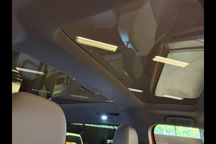 Volkswagen Multivan 1.4 eHybrid Energetic 6P PANO/NAVI/H-KARDON/H-UP/V-COCKPIT/CAM/DAB///