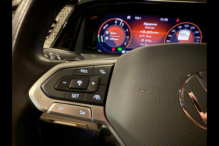 Volkswagen Multivan 1.4 eHybrid Energetic 6P PANO/NAVI/H-KARDON/H-UP/V-COCKPIT/CAM/DAB///