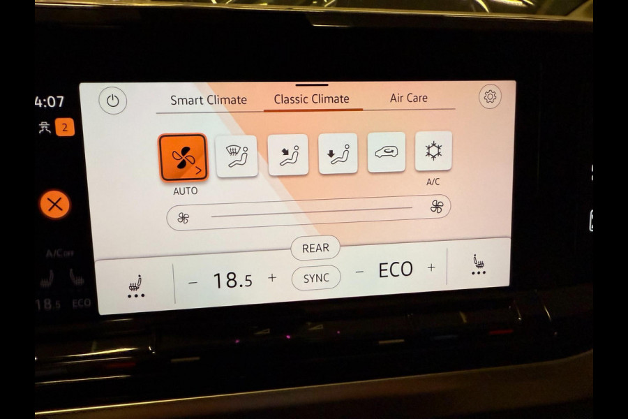 Volkswagen Multivan 1.4 eHybrid Energetic 6P PANO/NAVI/H-KARDON/H-UP/V-COCKPIT/CAM/DAB///