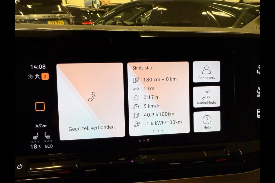 Volkswagen Multivan 1.4 eHybrid Energetic 6P PANO/NAVI/H-KARDON/H-UP/V-COCKPIT/CAM/DAB///