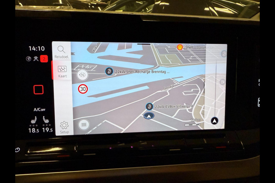 Volkswagen Multivan 1.4 eHybrid Energetic 6P PANO/NAVI/H-KARDON/H-UP/V-COCKPIT/CAM/DAB///