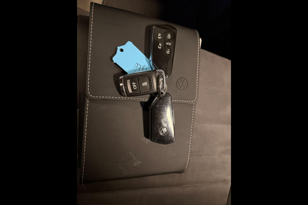 Volkswagen Multivan 1.4 eHybrid Energetic 6P PANO/NAVI/H-KARDON/H-UP/V-COCKPIT/CAM/DAB///