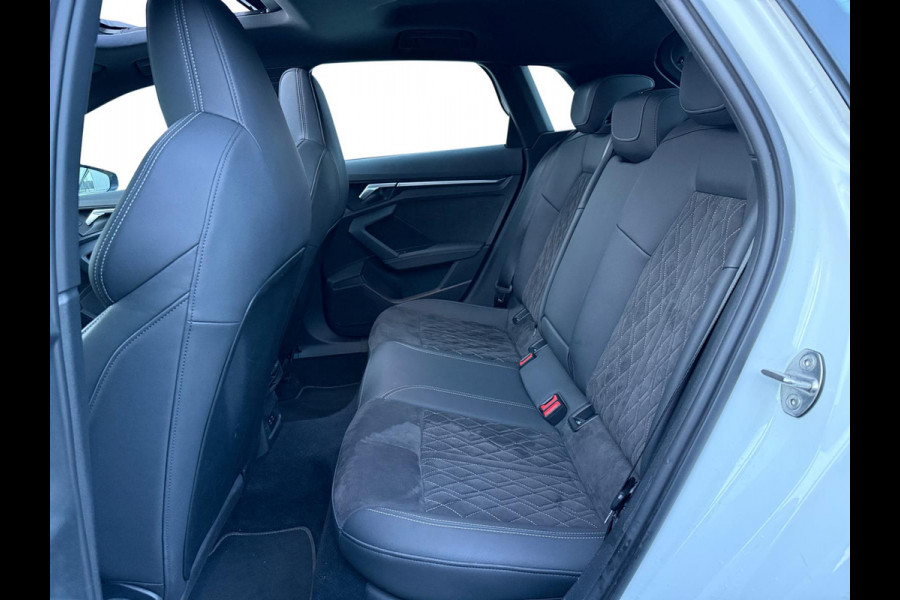 Audi A3 Sportback 40 TFSI e | 3x S Line | Pano | RS stoelen