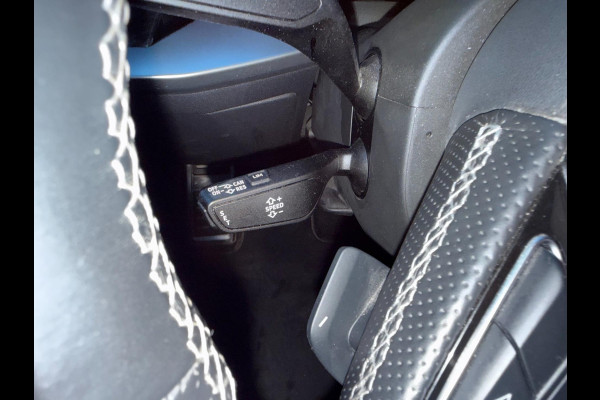 Audi A3 Sportback 40 TFSI e | 3x S Line | Pano | RS stoelen