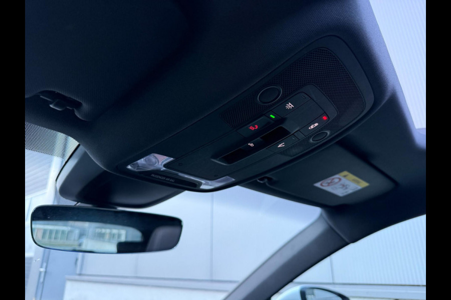 Audi A3 Sportback 40 TFSI e | 3x S Line | Pano | RS stoelen