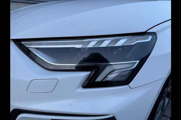 Audi A3 Sportback 40 TFSI e | 3x S Line | Pano | RS stoelen