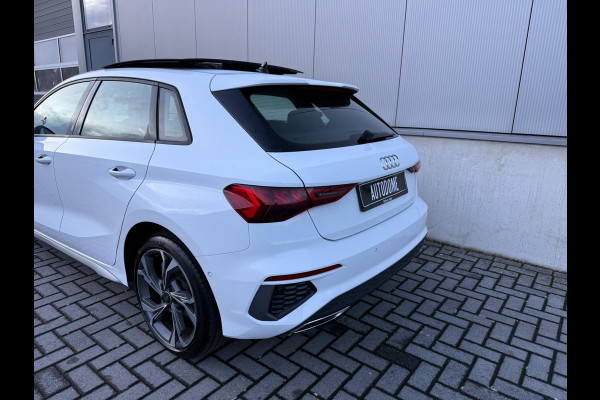 Audi A3 Sportback 40 TFSI e | 3x S Line | Pano | RS stoelen
