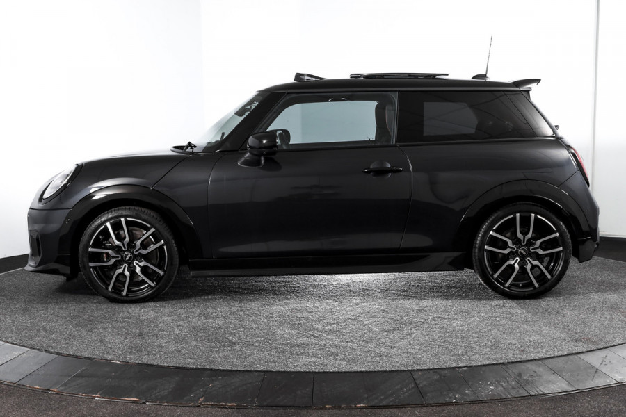 MINI Mini 2.0 Cooper S John Cooper Works XL | S/K Panodak | Dig. Cockpit | Adapt. Cruise | Elek. Stoelen-+massage+verwarming | PDC | 360 Camera | NAV + App. Connect | ECC | Harman/Kardon | LM 18" | 4804