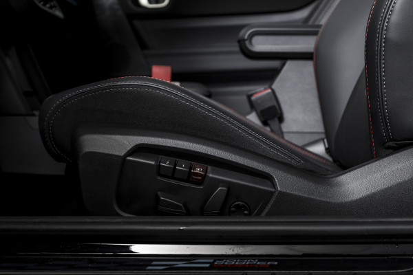 MINI Mini 2.0 Cooper S John Cooper Works XL | S/K Panodak | Dig. Cockpit | Adapt. Cruise | Elek. Stoelen-+massage+verwarming | PDC | 360 Camera | NAV + App. Connect | ECC | Harman/Kardon | LM 18" | 4804