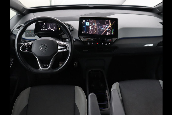 Volkswagen ID.3 First Plus 58 kWh | Stoelverwarming | Matrix LED | Adaptive cruise | Camera | Carplay | Keyless | Stuurverwarming | Navigatie | Parkeerhulp | Climate control