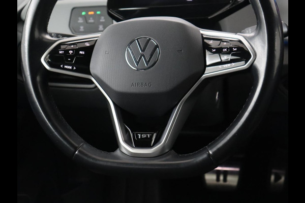 Volkswagen ID.3 First Plus 58 kWh | Stoelverwarming | Matrix LED | Adaptive cruise | Camera | Carplay | Keyless | Stuurverwarming | Navigatie | Parkeerhulp | Climate control