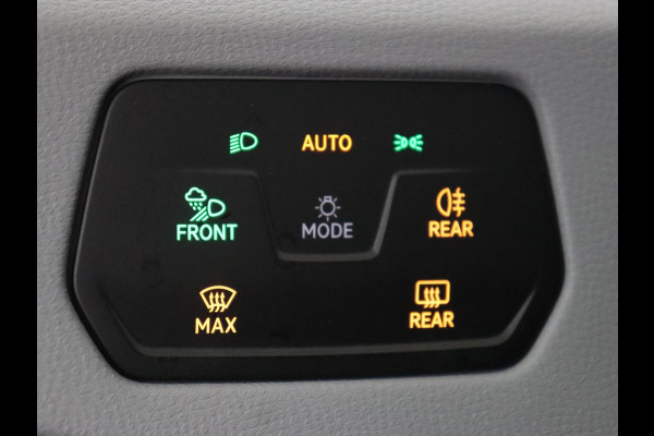 Volkswagen ID.3 First Plus 58 kWh | Stoelverwarming | Matrix LED | Adaptive cruise | Camera | Carplay | Keyless | Stuurverwarming | Navigatie | Parkeerhulp | Climate control