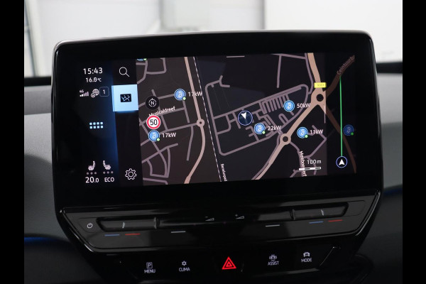 Volkswagen ID.3 First Plus 58 kWh | Stoelverwarming | Matrix LED | Adaptive cruise | Camera | Carplay | Keyless | Stuurverwarming | Navigatie | Parkeerhulp | Climate control