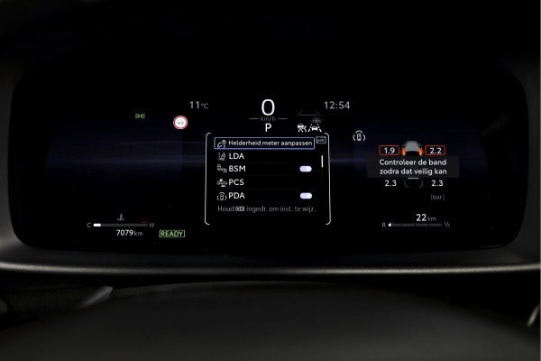 Toyota C-HR 1.8 Hybrid 140 Executive | Dig. Cockpit | Adapt. Cruise | Stoel-+Stuurverw. | Elek. Stoel | PDC | Camera | NAV + App. Connect | ECC | Elek. Klep  | LM 19" | 0023