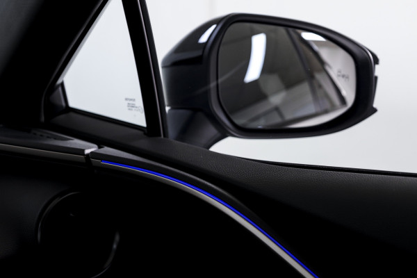 Toyota C-HR 1.8 Hybrid 140 Executive | Dig. Cockpit | Adapt. Cruise | Stoel-+Stuurverw. | Elek. Stoel | PDC | Camera | NAV + App. Connect | ECC | Elek. Klep  | LM 19" | 0023