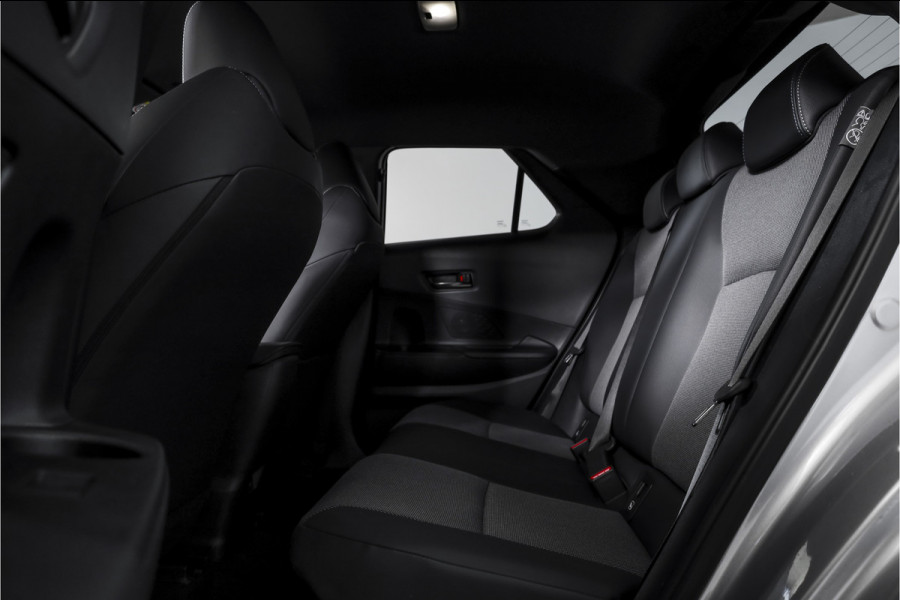 Toyota C-HR 1.8 Hybrid 140 Executive | Dig. Cockpit | Adapt. Cruise | Stoel-+Stuurverw. | Elek. Stoel | PDC | Camera | NAV + App. Connect | ECC | Elek. Klep  | LM 19" | 0023