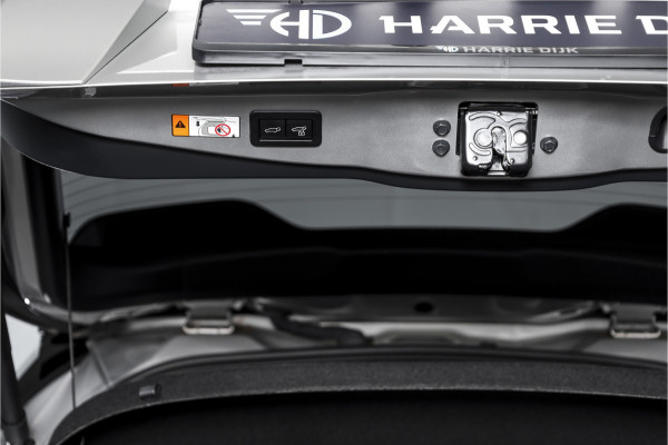 Toyota C-HR 1.8 Hybrid 140 Executive | Dig. Cockpit | Adapt. Cruise | Stoel-+Stuurverw. | Elek. Stoel | PDC | Camera | NAV + App. Connect | ECC | Elek. Klep  | LM 19" | 0023