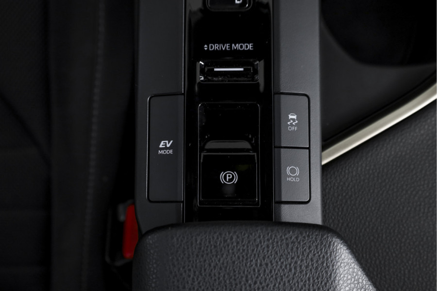 Toyota C-HR 1.8 Hybrid 140 Executive | Dig. Cockpit | Adapt. Cruise | Stoel-+Stuurverw. | Elek. Stoel | PDC | Camera | NAV + App. Connect | ECC | Elek. Klep  | LM 19" | 9926