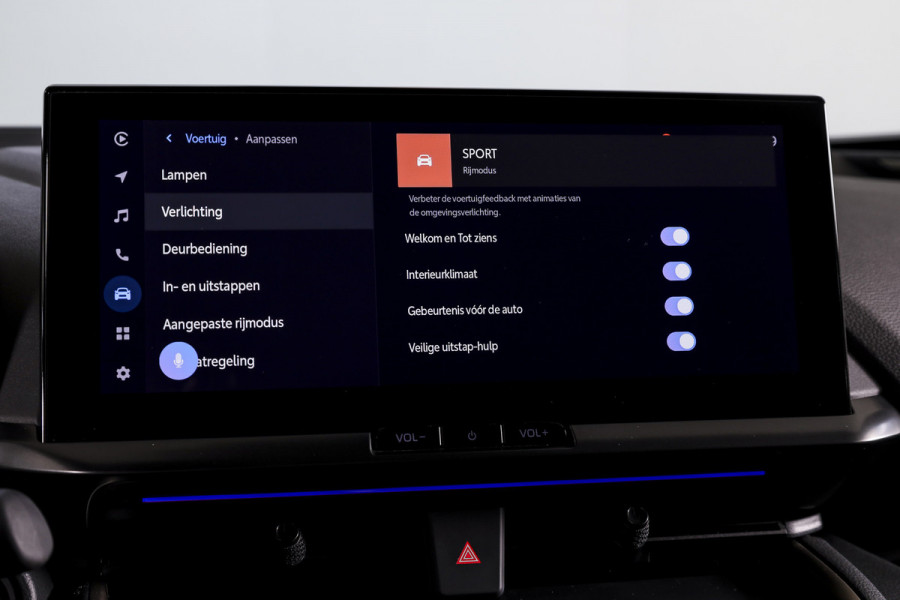 Toyota C-HR 1.8 Hybrid 140 Executive | Dig. Cockpit | Adapt. Cruise | Stoel-+Stuurverw. | Elek. Stoel | PDC | Camera | NAV + App. Connect | ECC | Elek. Klep  | LM 19" | 9926