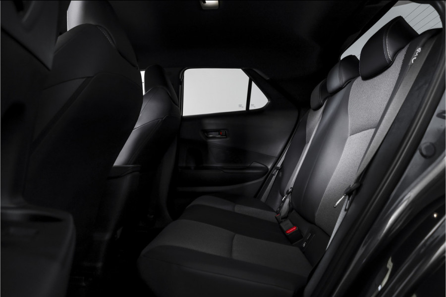 Toyota C-HR 1.8 Hybrid 140 Executive | Dig. Cockpit | Adapt. Cruise | Stoel-+Stuurverw. | Elek. Stoel | PDC | Camera | NAV + App. Connect | ECC | Elek. Klep  | LM 19" | 9926