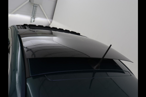 Fiat 500E La Prima 42 kWh | Schuifdak | Leder | Adaptive cruise | Stoelverwarming | Camera | Carplay | Navigatie | Full LED | Keyless | Parkeerhulp | Dodehoek detectie | Climate control