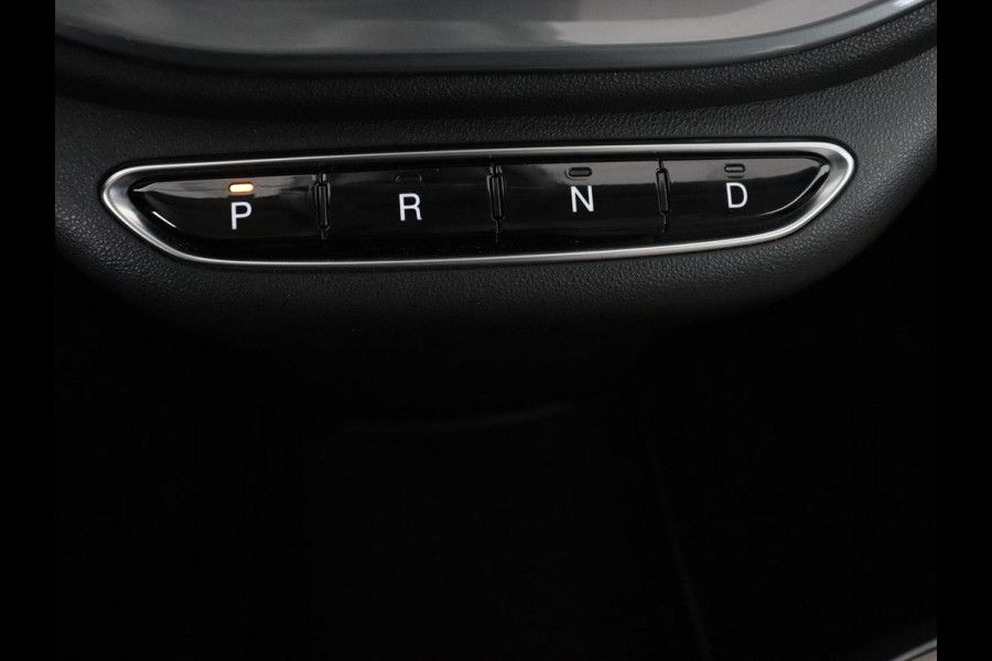 Fiat 500E La Prima 42 kWh | Schuifdak | Leder | Adaptive cruise | Stoelverwarming | Camera | Carplay | Navigatie | Full LED | Keyless | Parkeerhulp | Dodehoek detectie | Climate control