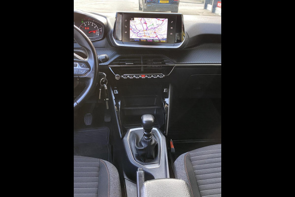 Peugeot 2008 1.2 PureTech Active Pack - Navigatie / Apple CarPlay I Airco I LED I Veiligheid pakket I Dealer onderhouden